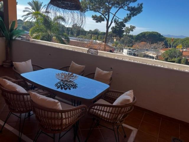 Center Beach 2 Beds Appartement Elviria Marbella Dış mekan fotoğraf