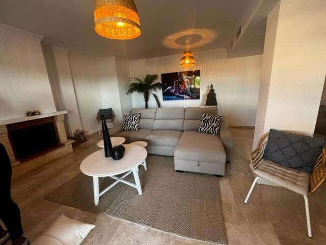 Center Beach 2 Beds Appartement Elviria Marbella Dış mekan fotoğraf